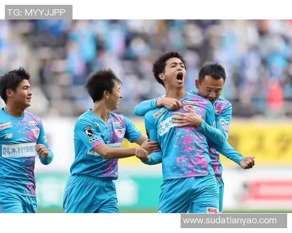 鸟西砂岩与大阪樱花的激烈对决谁能在赛场上笑到最后